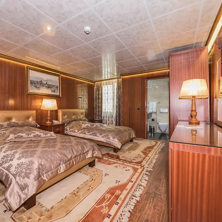 Hotel Cevheris 4*