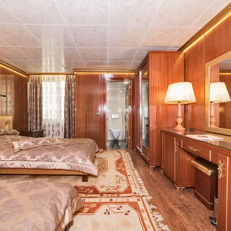Cevheris 4*